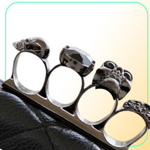 Whole new vintage Skull purse Black Skull Knuckle Rings Handbag Clutch Evening Bag The chain inclined shoulder bag js2908503360