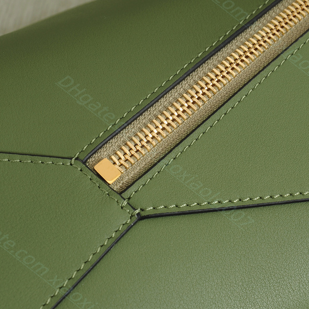 5Aluxury Designer toppkvalitet Handväskor Geometriska linjer Cross Body Påsar Koppling Totes Hobo Purses Wallet Classics Axles Bags Underarm Package
