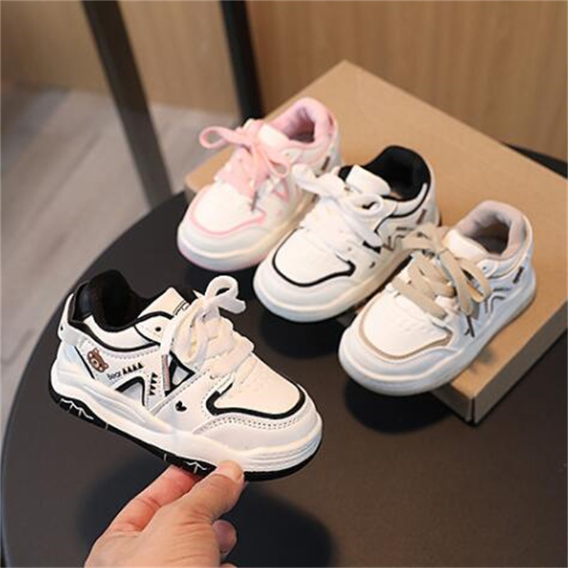 2023 New Children's Sports Shoes Spell Color Spliced Boys Leather Shoes Girls Sneakers Trend Shoes