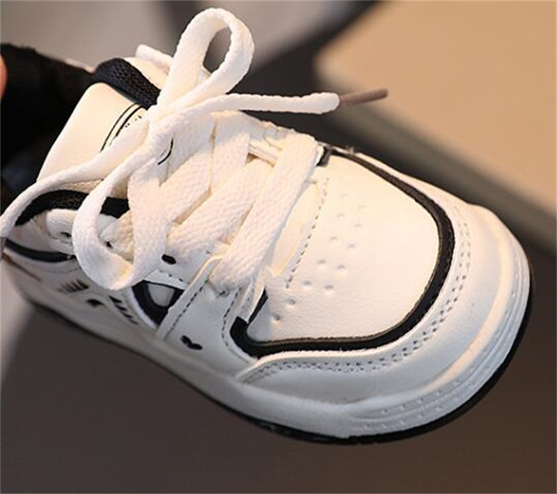 2023 New Children's Sports Shoes Spell Color Spliced Boys Leather Shoes Girls Sneakers Trend Shoes