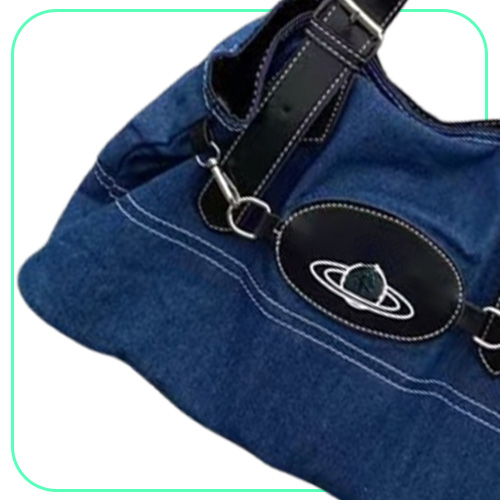 Tasarımcı Kadınlar039S Çantalar Amerikan VW Tide Marka Omuz Çantası Klasik Satürn Baskı Çanta Moda Punk Stil Denim Messenge8526734