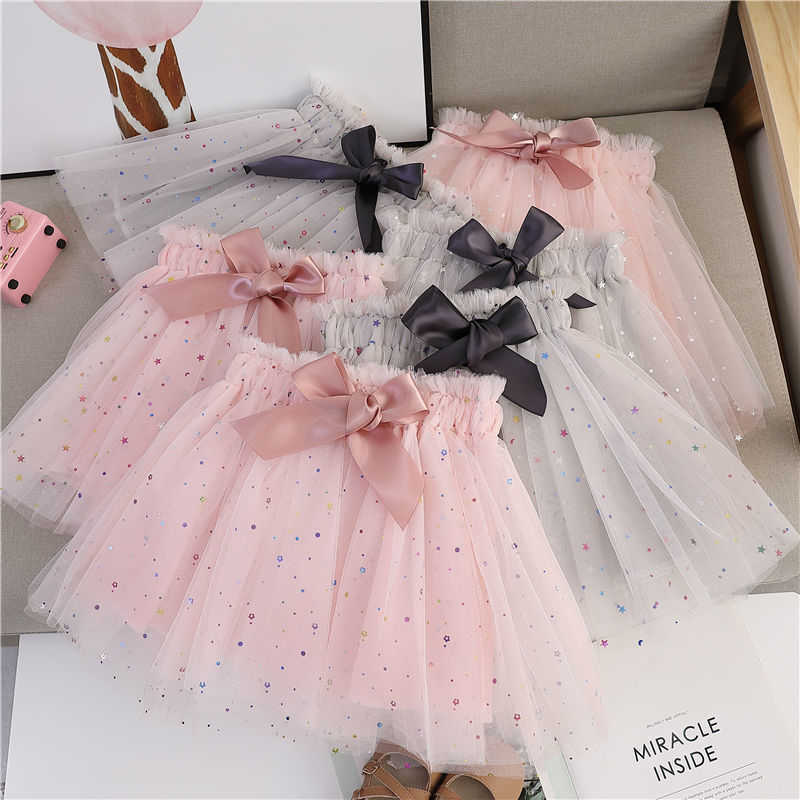 Gonne Giovani ragazze Gonne Estate New Bow Paillettes Mesh Ball Gown Gonna Princess Tutu Skirt All Match Abbigliamento Bambina T230301