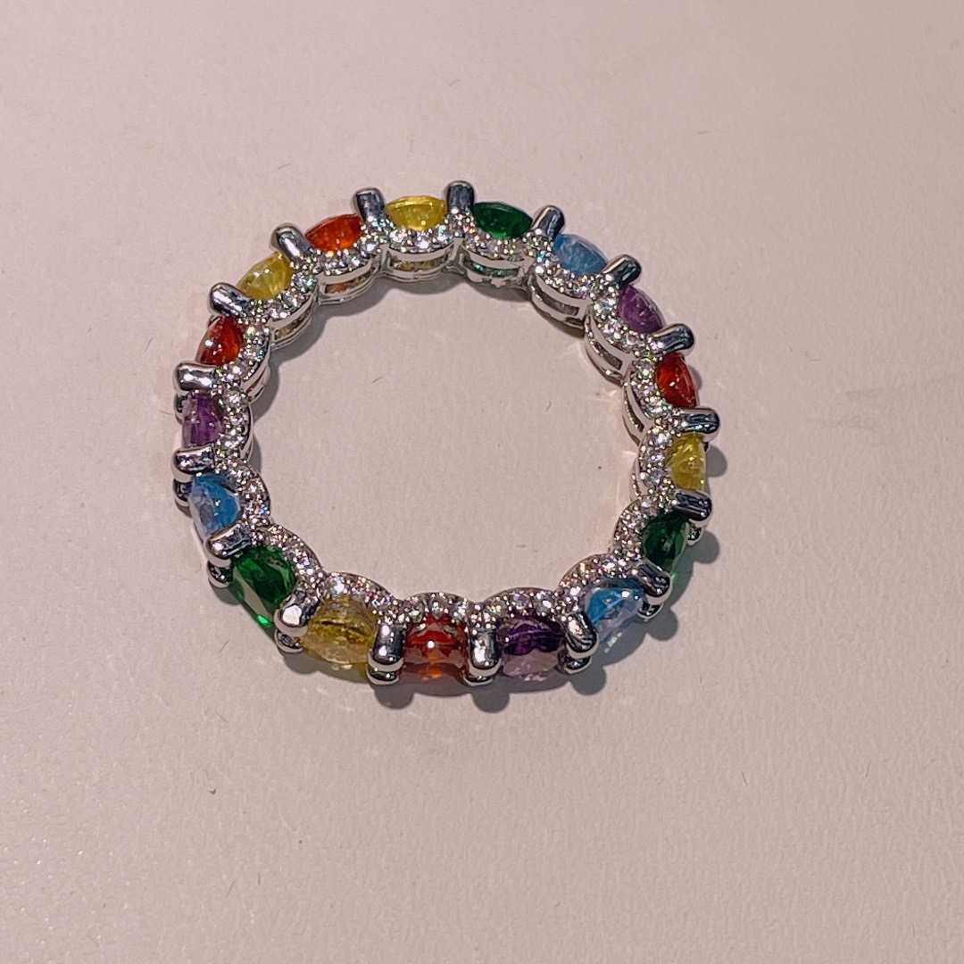 Pierścienie klastra Nowe luksusowe wypowiedź wielokolorowe pierścionki dla kobiet Pierścienie palec sześcienne z cyrkon