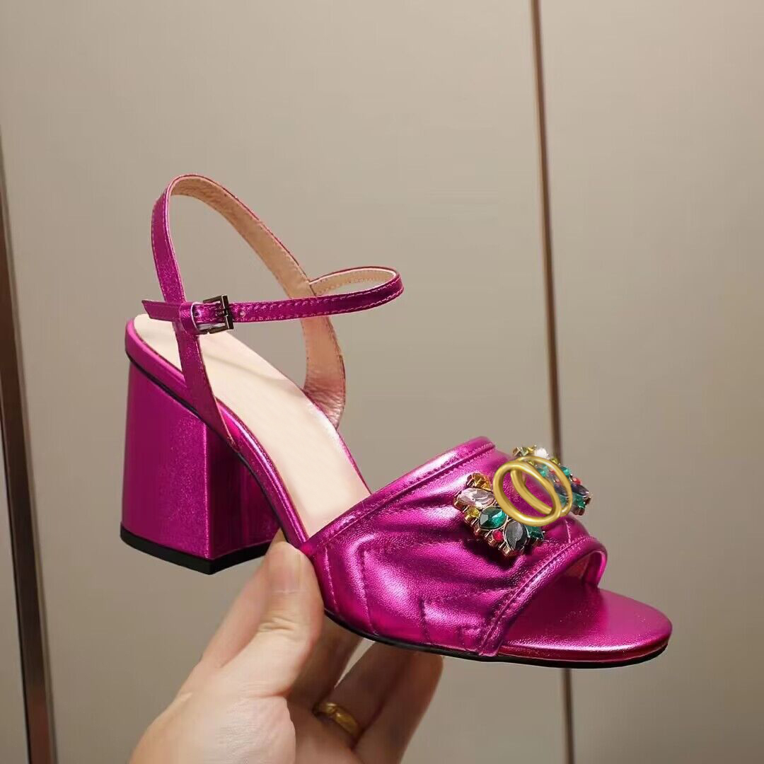 Scarpe da design classiche sandali con tacco alto feste in pelle diamanta da donna tacchi da scarpe da ballo in pelle scamosciata sandalo sandalo con tacco spesso scarpe da donna 34-42 con scatola