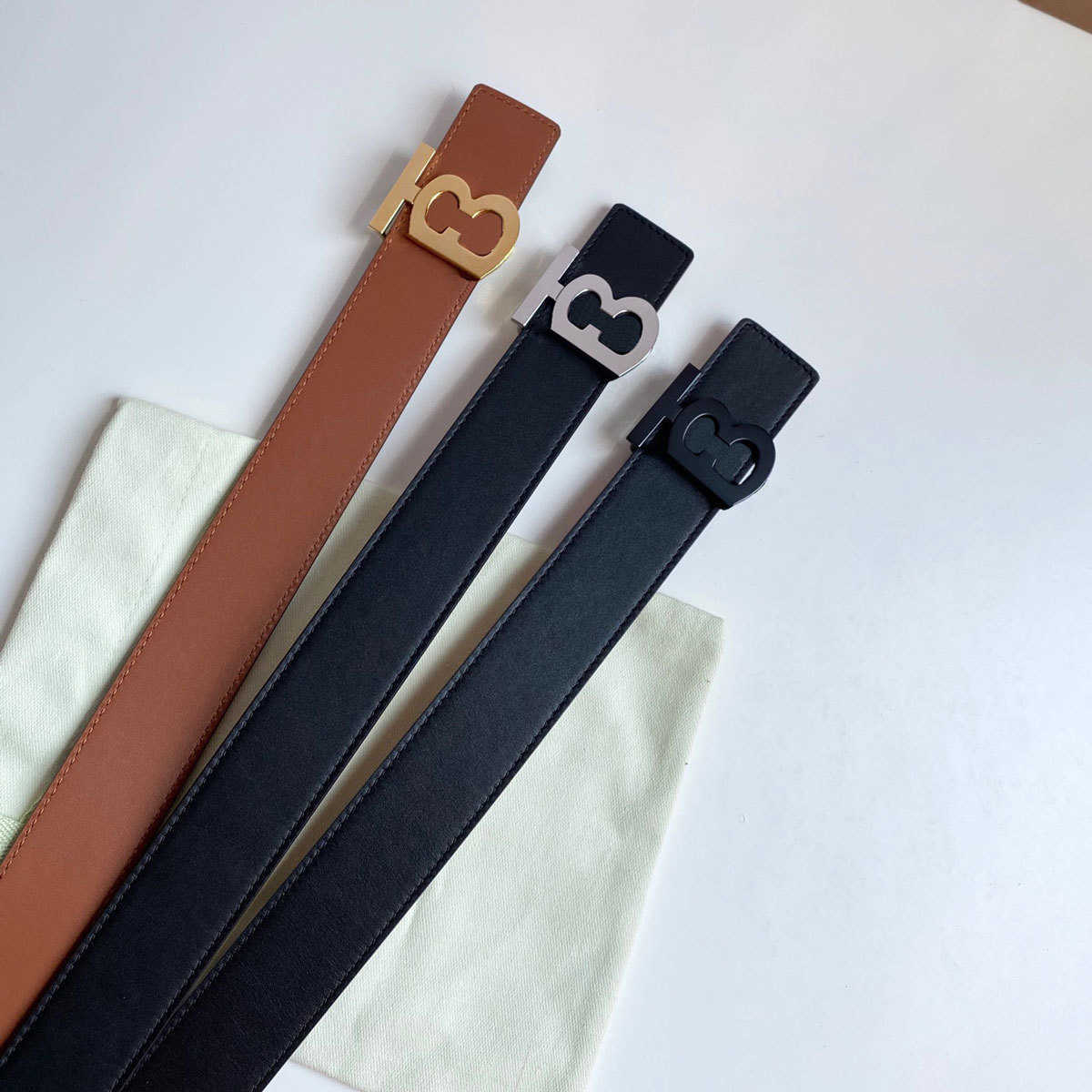 Luxury designer letter buckle belts fashion brand belt men women formal jeans dress belt cow leather waistband various styles widt228h
