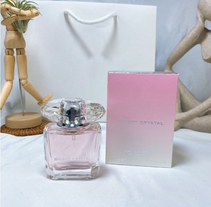 Kvinna Parfym Doft 90ml Eau De Toilette Långvarig God lukt EDT Lady Girl Pink Diamond Parfym Köln Spray Snabb leverans