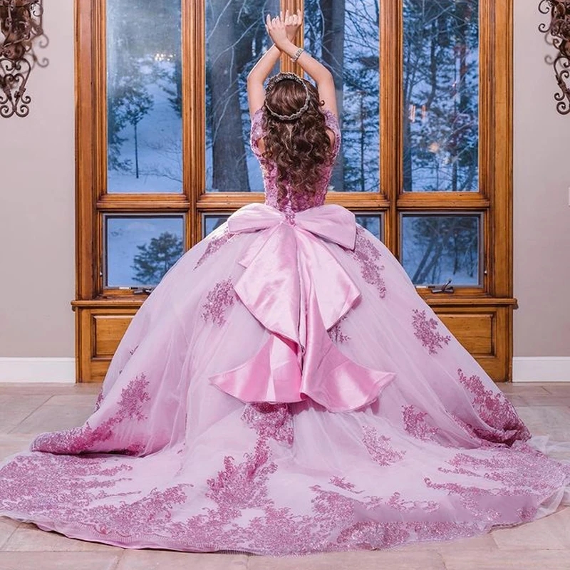 Bling Pink Quinceanera Dresses Off the Shoulder Ball Gown Prom Gown for Special Occasion Bead Bow Tie Sweet 15 Vestidos 2023