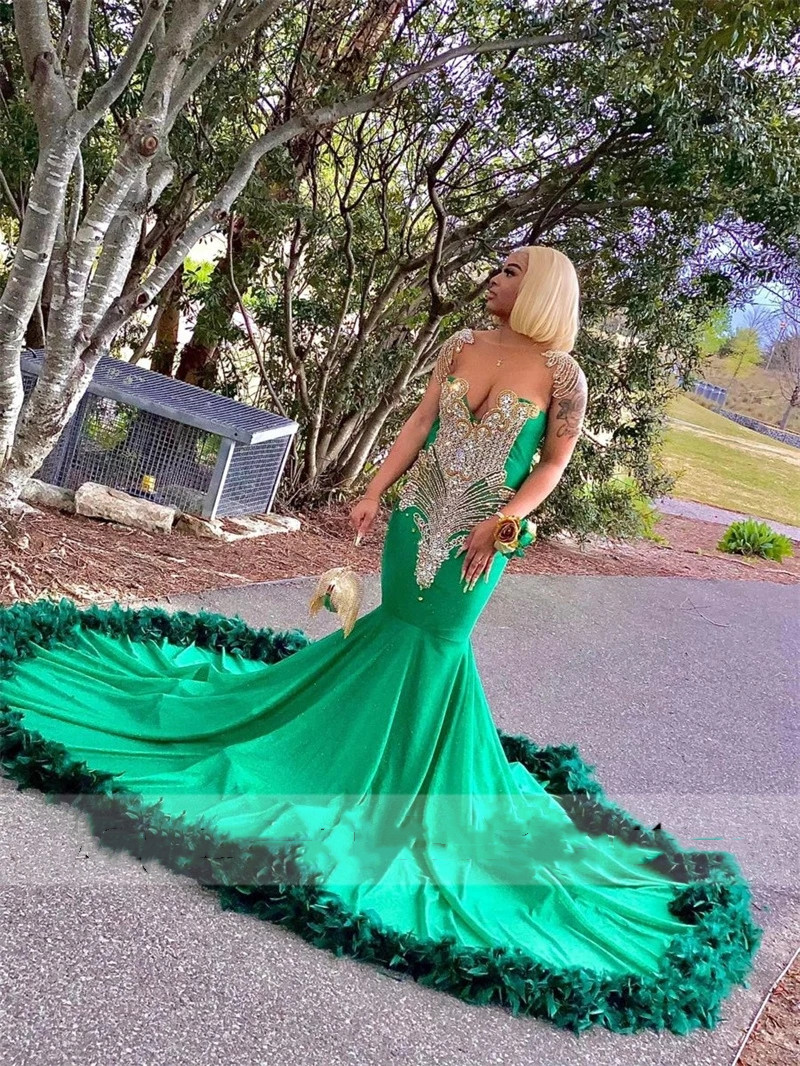 Sparkly Green Crystals Prom Dresses Feathers 2023 Rhinestones Sexy Mermaid Birthday Party Evening Gowns Robe De Bal