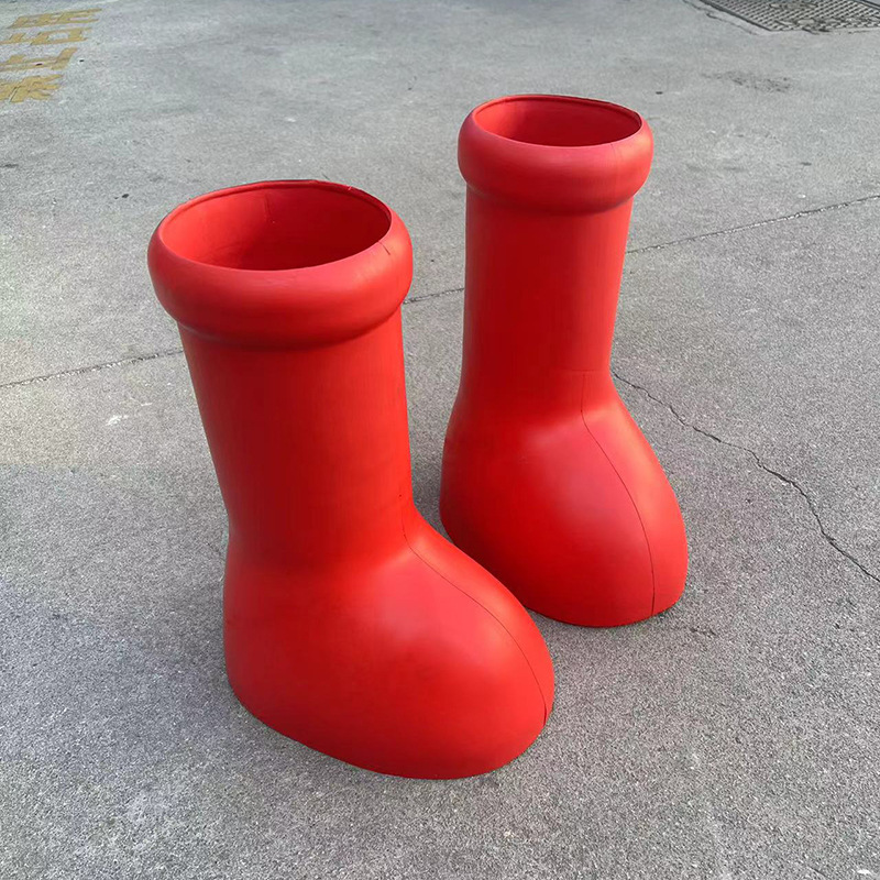 Dzieci duże czerwone buty Głowa deszcz 2023 Grube dolne głowice Dziewczęce dla chłopców Sneakers