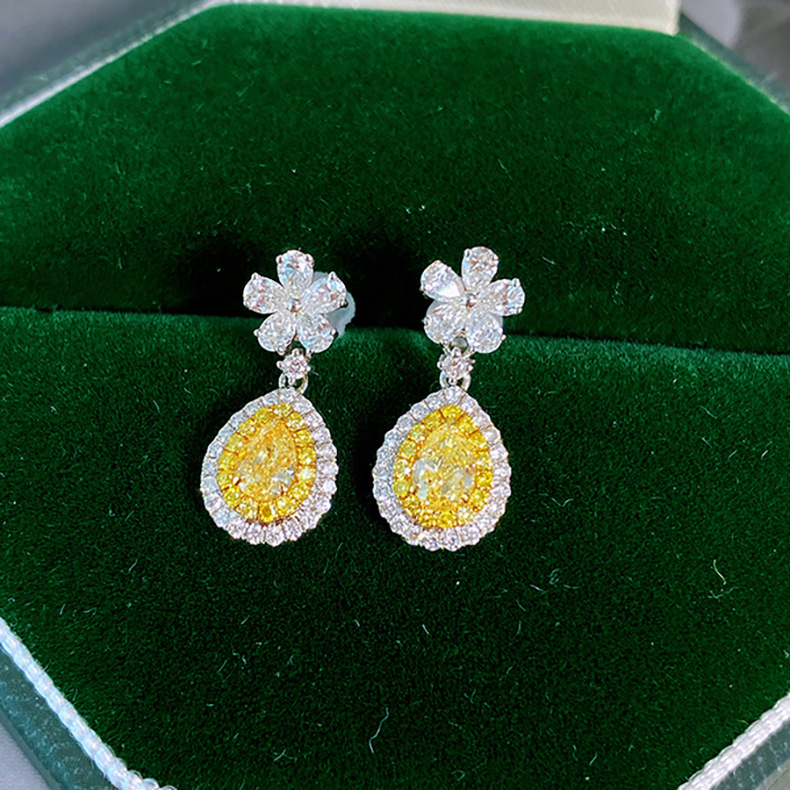 Ragazza Orecchino Stud Studenti in stile europeo e americano goccia d'acqua a forma di cristallo giallo oro zircone diamante orecchini placcati oro bianco gioielli feste regalo di compleanno