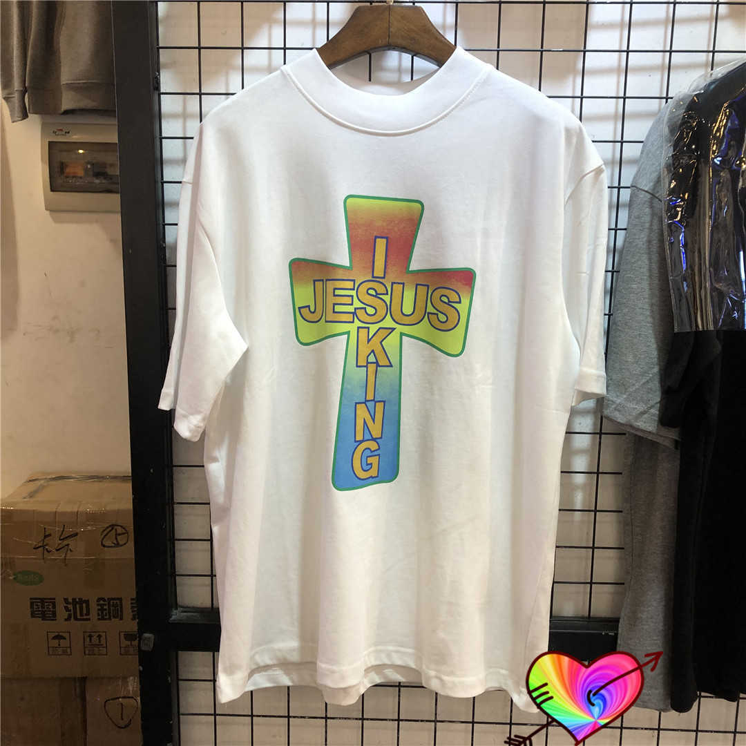 T-shirty męskie Jezus is król T-shirt mężczyźni kobiety wielokolorowe Jezus is król tee niedziela nabożeństwa hip-hop krótki rękaw T230302