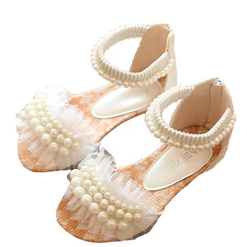 Sandaler 2022 Nya barn Sandaler för tjej Princessskor Fashion Beach Shoes Roman Style Open Toe Pearl Kids Girls Sandalias CSH1296 R230220