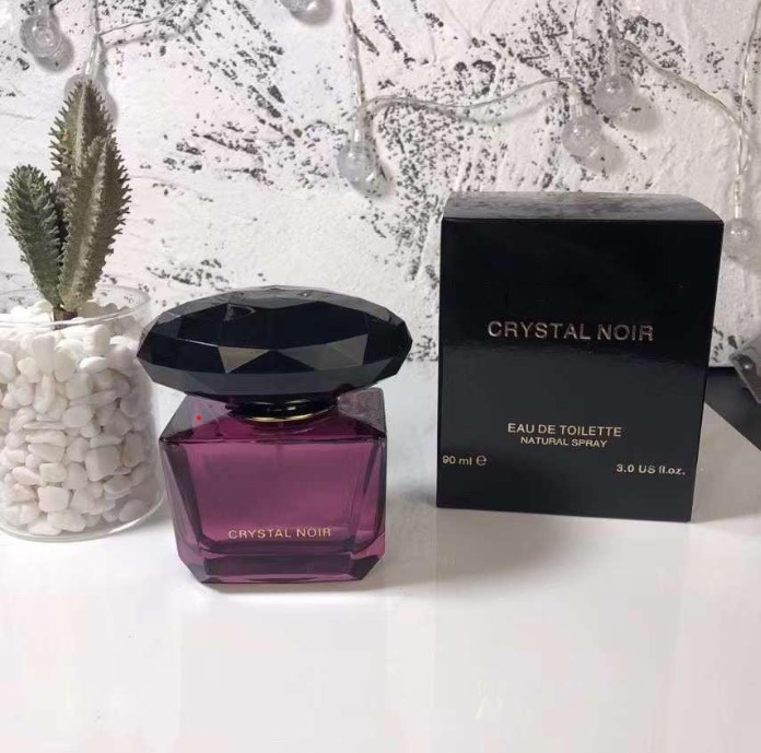 Kvinna Parfym Doft 90ml Eau De Toilette Långvarig God lukt EDT Lady Girl Pink Diamond Parfym Köln Spray Snabb leverans