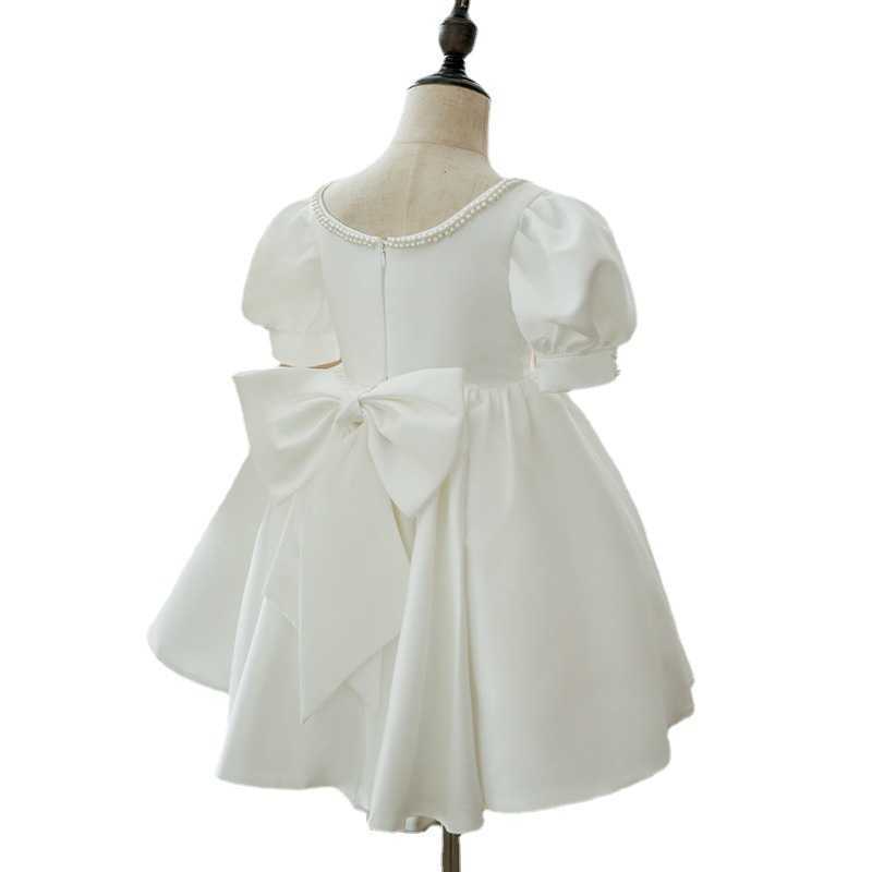 Flickans klänningar 2023 Vit prinsessklänning för barn Flicka barn som pärlar bollklänningar baby flickor festkläder småbarn 1: a födelsedag dopet vestidos w0224