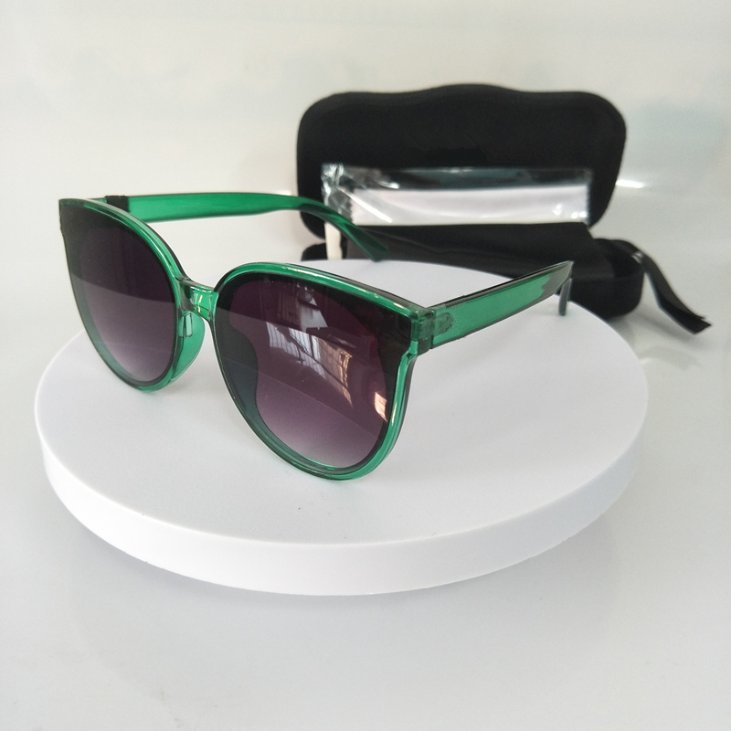 Moda grande moldura óculos de sol Designer óculos de sol para mulheres UV400 Óculos de óculos ao ar livre projetam óculos