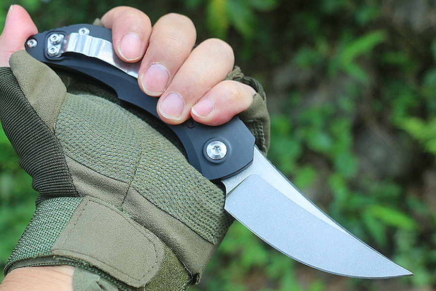 Высококачественный M6702 Auttertaic Tactical Clofing Knife D2 Каменное мыть