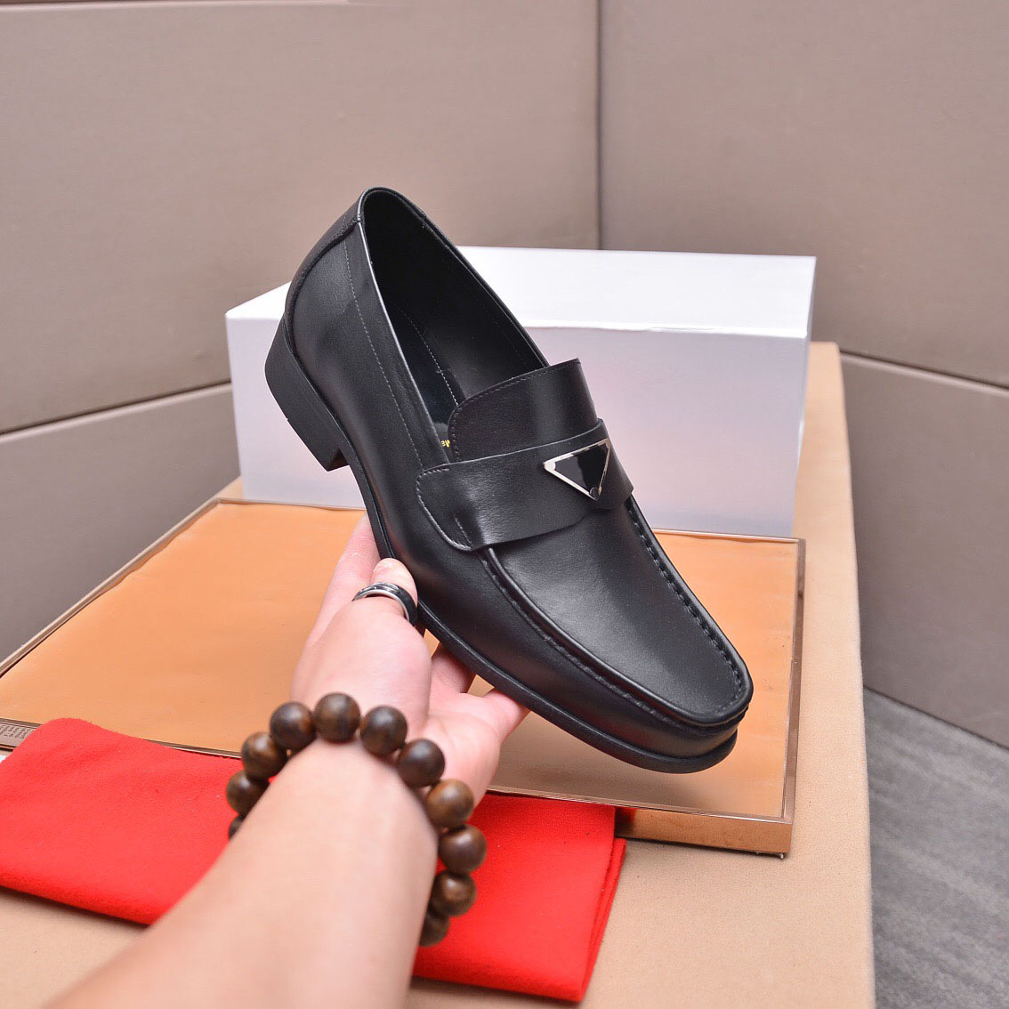 2023 Mens Party Wedding Dress Shoes Designer Business Oxfords Male Fashion Genuine Leather Formal Brand Work Flats Size 38-44