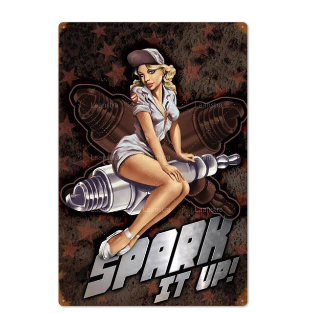 Pin Up Girl Plaque Vintage Metal Tin Sign Sexy Girl Plaques Décoratives Affiche Murale pour Bar Café Pub Home Decor Tin Peinture 30X20cm W03