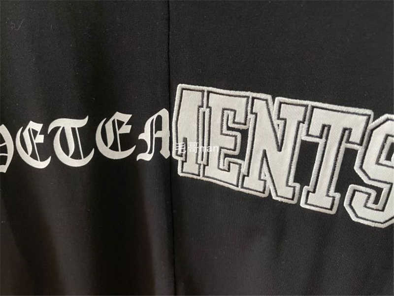 T-shirts pour hommes Vetements de haute qualité Hommes T-shirt 1 1 Vetements Patchwork Police brodée Femmes T-shirt VTM Vêtements pour hommes à manches courtes