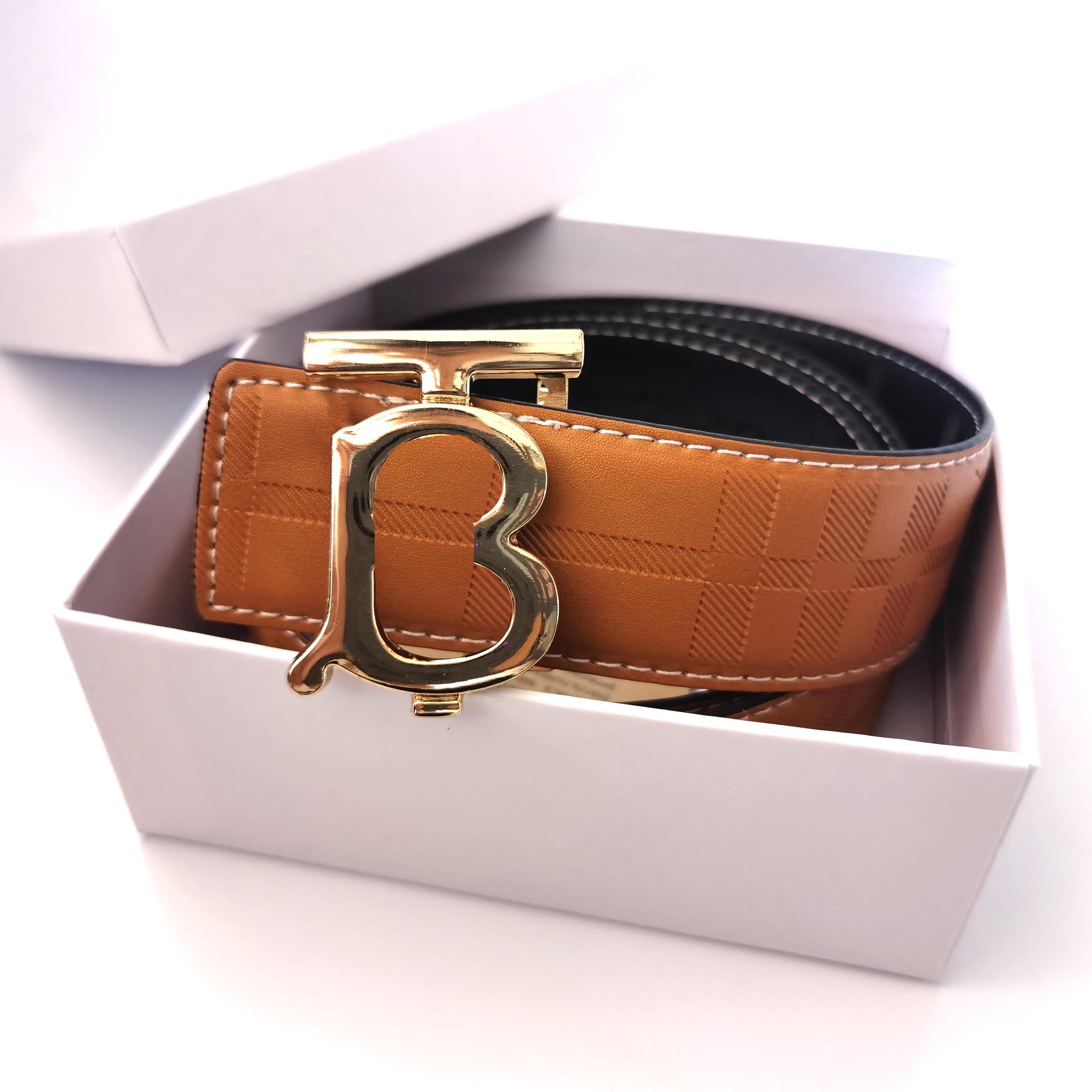 Män äkta läderbältesdesigner Cowhide Woman Belt 3 8cm reversibelt bälte inklusive Box302V