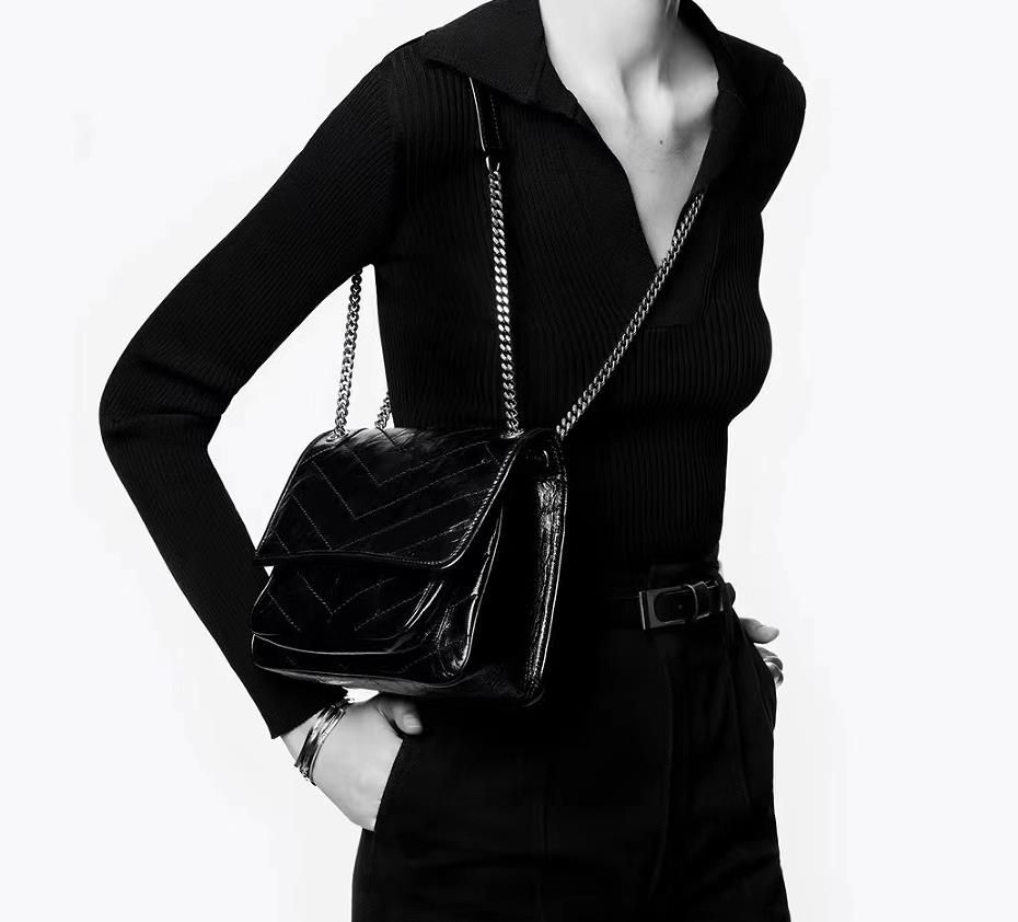 Luxe schoudertas Cross Body Bag Naadketting Designer Zwart Glad en helder licht echt leer Mode Make-uptassen Geldzakken