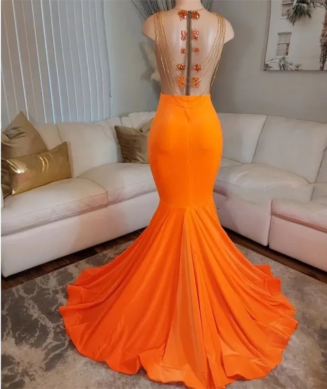 Mordern Orange Satin Mermaid Prom Dresses le donne arabe 2023 Sheer Neck Sweep Train Appliques in pizzo Plus Size Abiti da sera convenzionali
