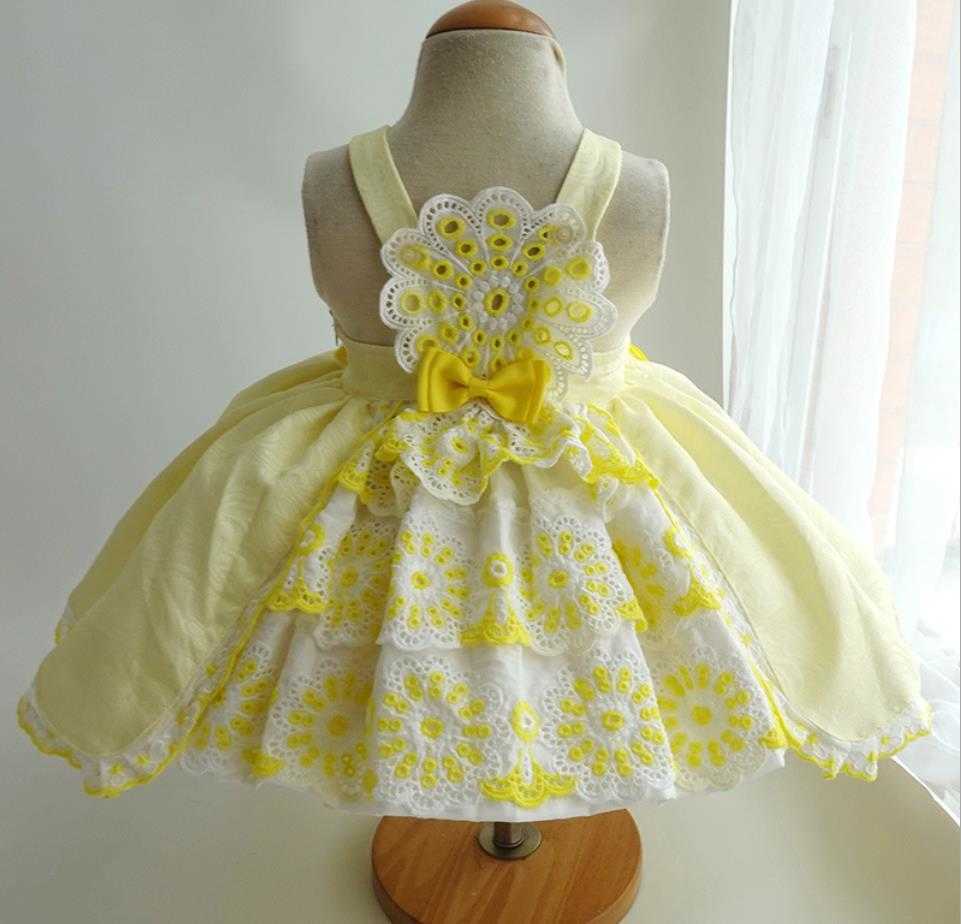 Robes de fille Vintage jaune dentelle princesse espagnol turquie robe de bal noeud sans manches robe de fête d'anniversaire pour enfants W0224