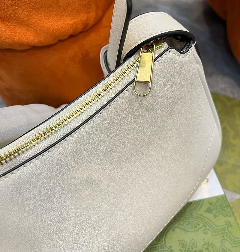 Bolsa para mulheres designers de ombro inclinado em quatro estações de bolsas de compras de crossbody bolsas de grife e bolsas