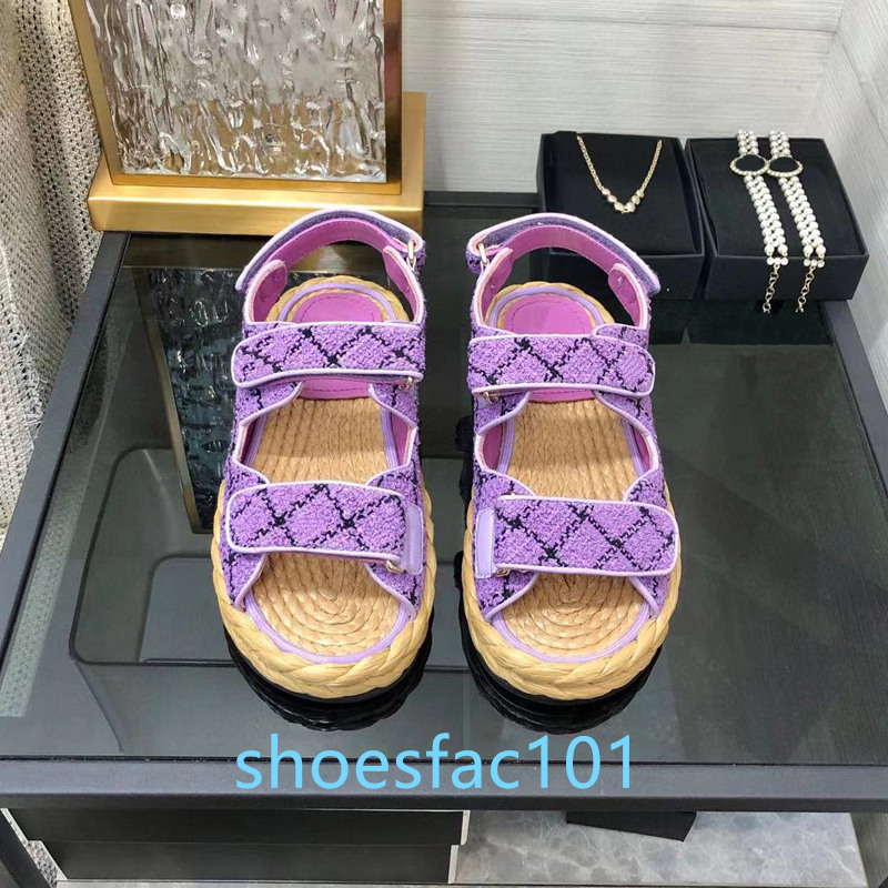 senaste designersandaler klassiker slides Dam Sandal Högkvalitativ svart damtofflor 100 % kalvskinn Plattform flip sommarmode Beach Slipper Damskor