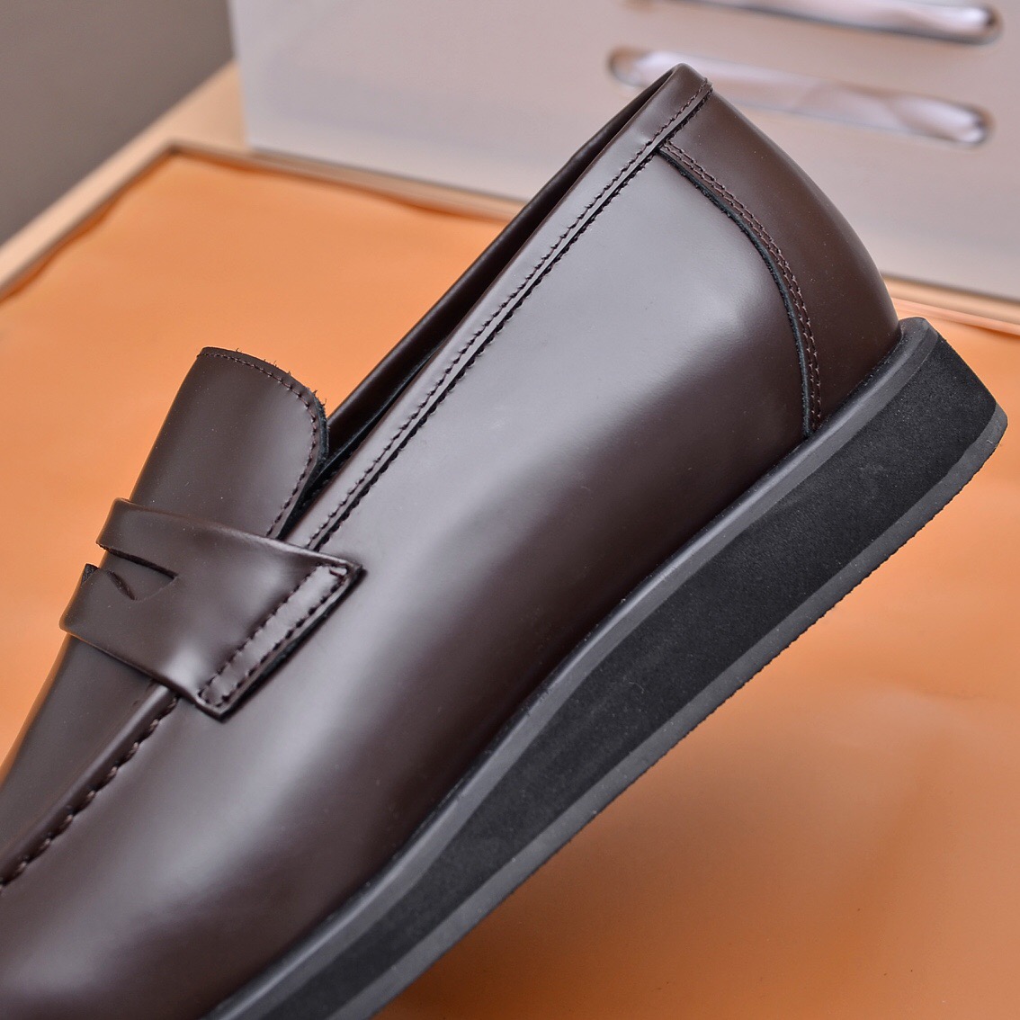 2023 nouveau classique chaussures habillées hommes affaires formelles en cuir véritable appartements hommes marque de mode sans lacet décontracté marche mocassins taille 38-45