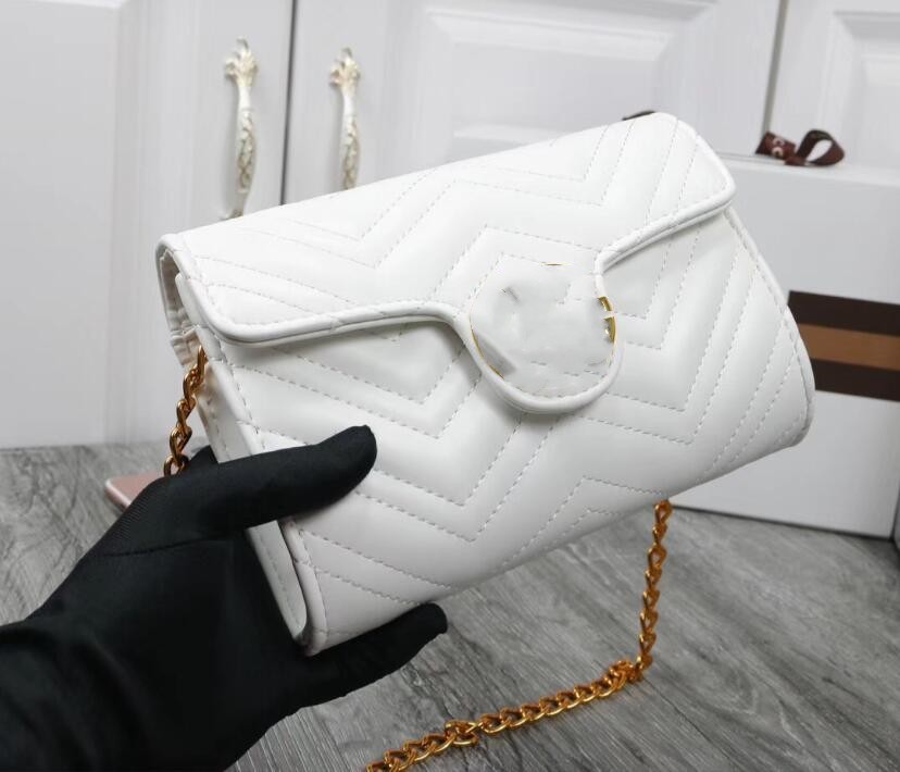 حقائب مصممة حقيبة يدوية مصممة على حقيبة أزياء عرضية حقيبة جسور رسائل ذهبية كيس كتف 4 حجم اللون: 21 سم*14 سم*6 سم