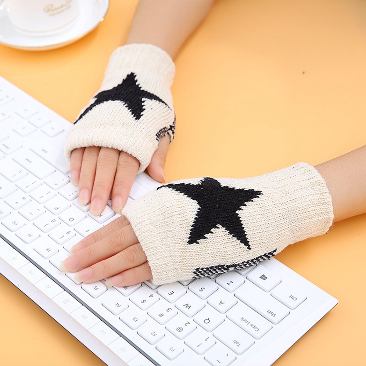 Winter Warm Women Boys & Girl's Students Gloves,Fashion Wild Wool Knitted 5 Star Fingerless Half Finger Gloves Children Gloves