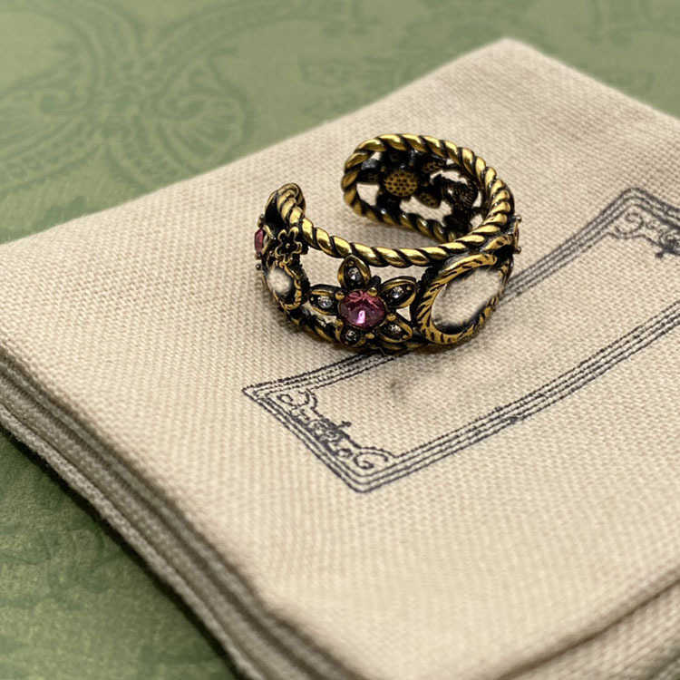 60% DE DESCUENTO 2023 Nueva joyería de moda de lujo de alta calidad para la familia nuevo color diamante anillo de pareja doble textura de lujo ligero estilo antiguo medio apertura ajustable