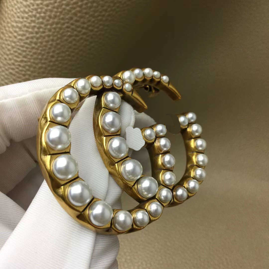 20% zniżki na wszystkie pozycje 2023 Nowa luksusowa wysokiej jakości biżuteria modowa na nowy broch z podwójnej perłowej bratowej mosiężną design
