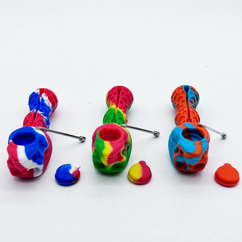 Colorful Silicone Skull Style Pipes Herb Tobacco Oil Rigs Stash Case Glass Hole Filter Bowl Portable Handpipes Smoking Cigarette Hand Straw Spoon Holder Tube DHL