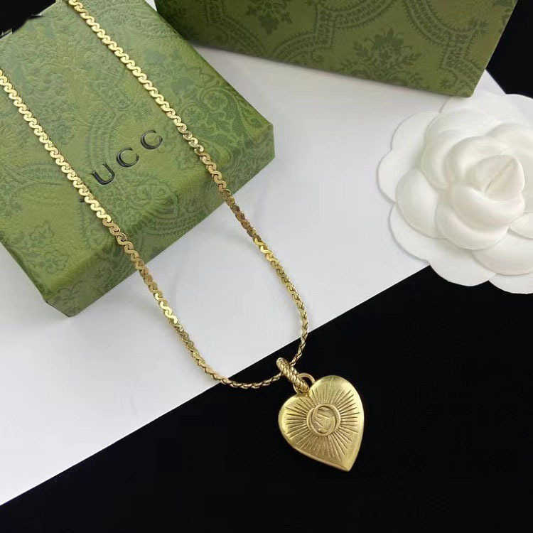 20% OFF 2023 New Luxury High Quality Fashion Jewelry for Heart Shaped Double Necklace Popular Design Brass Distressed Sweater Chain Girl