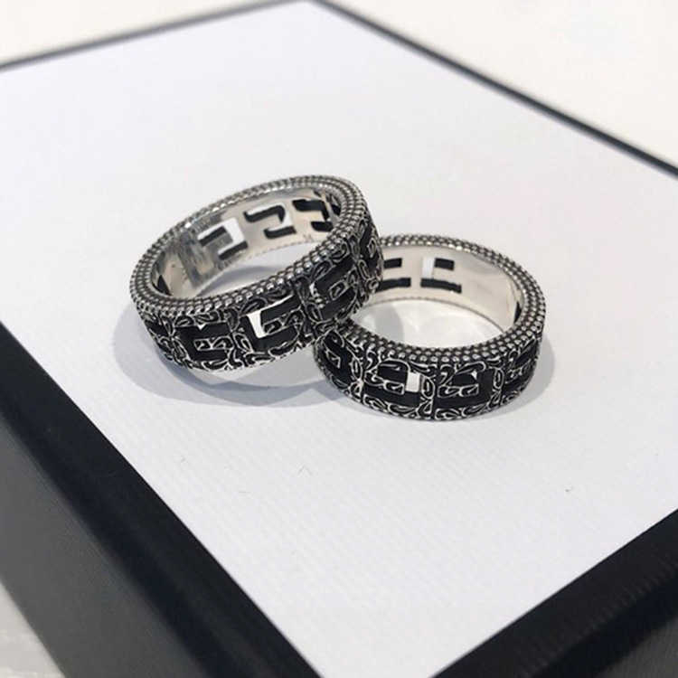 Fashion Collection 2023 Nieuwe luxe hoogwaardige mode -sieraden voor brede vierkante patroon Sterling Silver Ring Hip Hop Punk Paar Ring