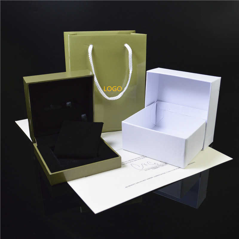 Factory Wholesale 2023 Nuovi gioielli di moda di lusso di alta qualità packaging Necklace Ring Bracciale Bracciale Boxi Packaging Box Family Day Gift Family Day