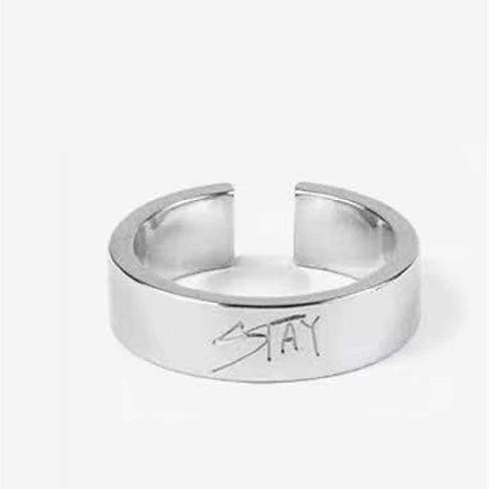 Cluster Rings Kpop Stray Kids Concert Letter Ring unisex mode justerbar ring Felix Bang Chan Hyunjin dekorativa tillbehör födelsedagspresent L230306