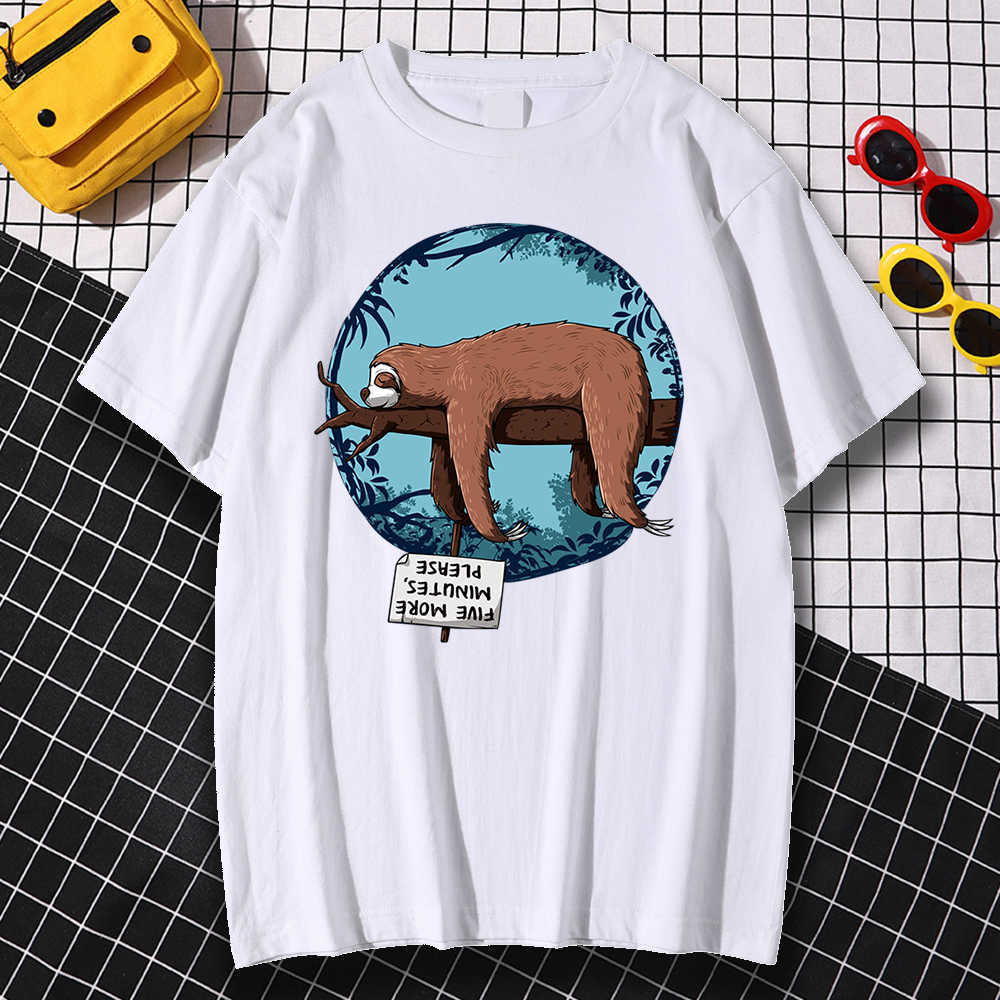 Herr T-shirts Kawaii Sleeping Sloth Personlighet Grafiska T-shirts Herr Dam Söta Anime Toppar Andas Bekväm T-shirt Sommar Oversize T-shirt W0224