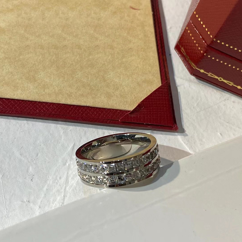 Luxury Designer ring Mens Rings Womens Rings Diamond Design Fashion Classic Style Anniversary Wedding Beautiful good