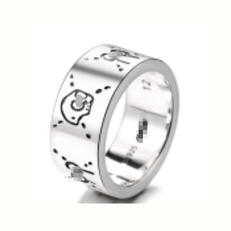 El anillo de plata esterlina de joyería de diseñador superior está desgastado con una gama completa de anillos Daisy para hombres y mujeres.