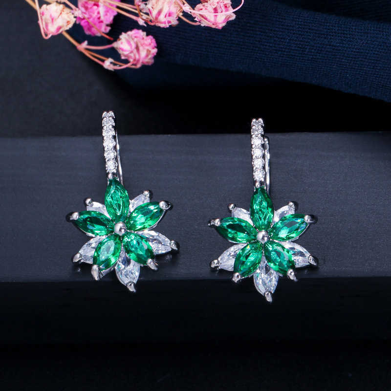 Charm CWWZircons Easy Wear Lovely Geometric Flower Milticolor Cubic Zirconia Stud Earrings for Women Party Fashion Jewelry 2022 CZ451 G230307