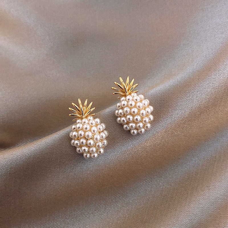 Charm Trendy Geometric Pearl Earring Women Classic Pineapple Pearl Stud Earrings Female Fashion Earrings Female Jewelry Gift G230307