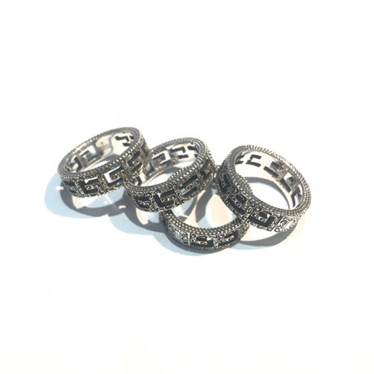 20% korting op alle items 2023 Nieuwe luxe hoogwaardige mode -sieraden voor brede vierkante patroon Sterling Silver Ring Hip Hop Punk Paar Ring