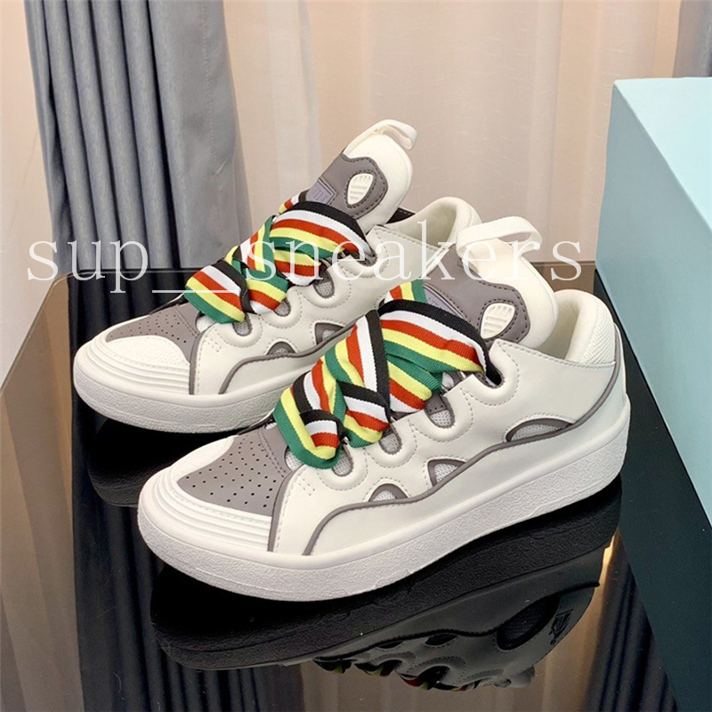 Groothandel nieuwe casual schoenen voor heren damesmode veterschoenen lederen stoeprand zomer outdoor ademende designer sneakers multicolor dikke bodem massage luxe trainers