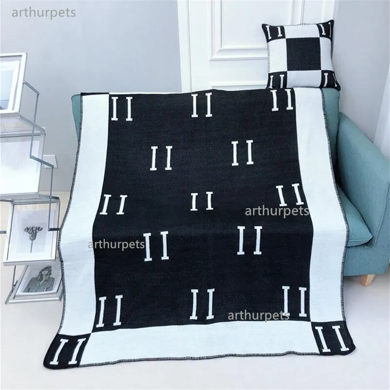 Designer Home Textile Pillow Case Match Filte House Decoration Letter Cashmere Filt med kuddväskor Virka mjuk ull för SO297W