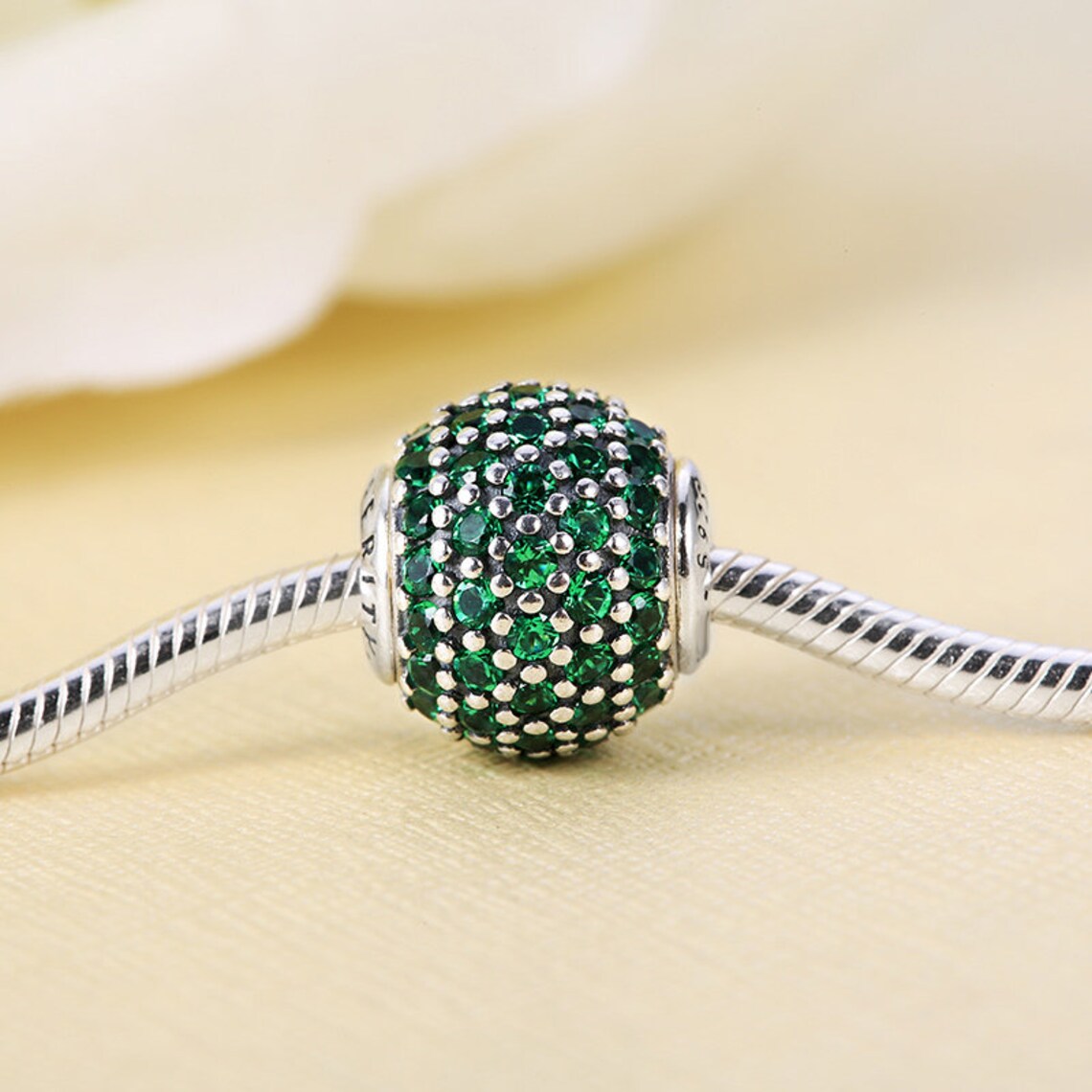 925 Sterling Silver Essence PROSPERITY Green Pave CZ Bead Convient uniquement aux bijoux européens Pandora Essence Style Charm Bracelets