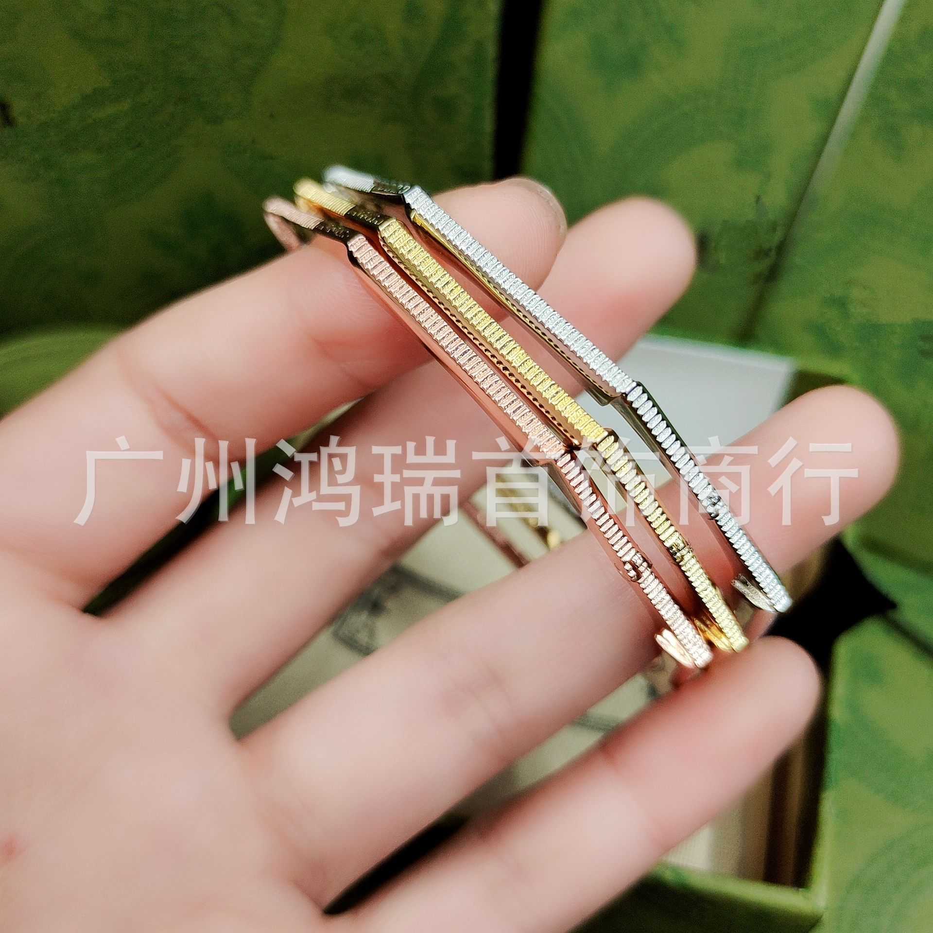 20% off all items 2023 New Luxury High Quality Fashion Jewelry for New Stripe Mirror Diamond Corner LinK to love Zhan Men's and Women's Same Couple Bracelet