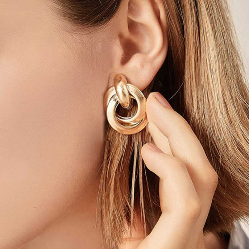 Charme Twist Métal Boucles D'oreilles Pour Femmes Creux Géométrique Déclaration Or Couleur Boucles D'oreilles Personnalité Insolite Boucles D'oreilles Tendance Brincos G230307